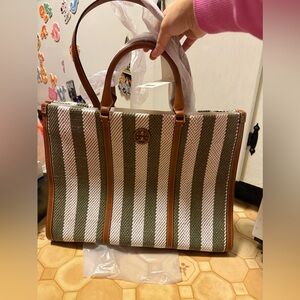 NWT Tory Burch Blake stripe jumbo tote